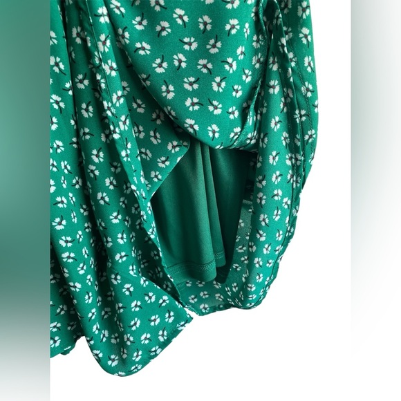 HYFVE Women’s Green Floral Short Jumpsuit Size M - Picture 2 of 10